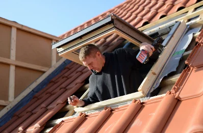 Pose de fenêtres de toit Velux à Olendon